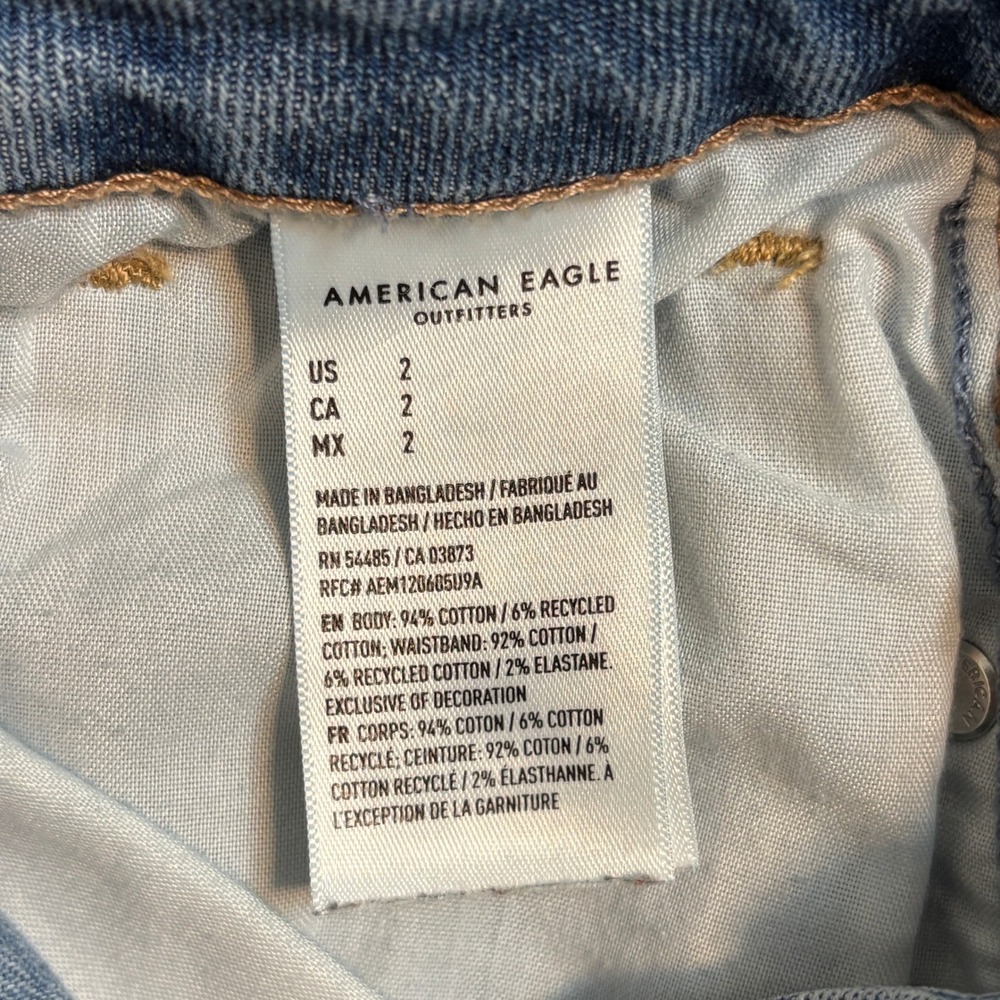 American Eagle Highest Rise Mom Shorts Womens 2 Blue Denim Cuffed Medium Wash - Picture 5 of 8